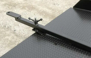 yard ramp tow bar option