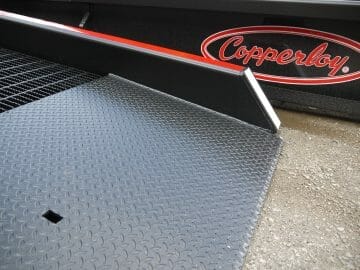 warehouse loading dock ramp low end plate warehouse loading dock ramp low end plate